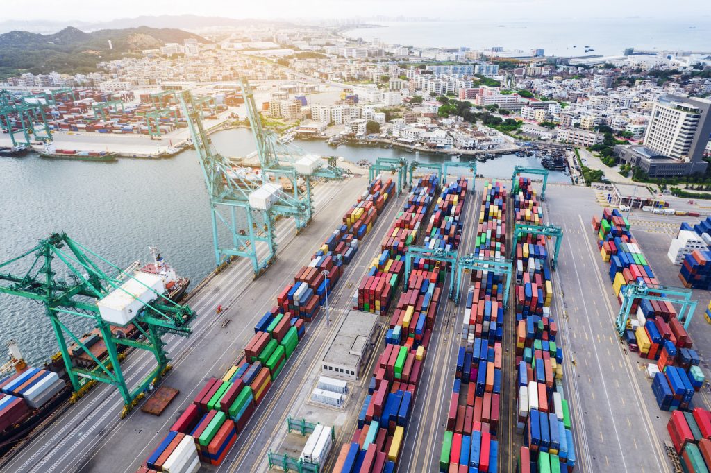 Puertas rápidas erial-photography-of-container-terminal